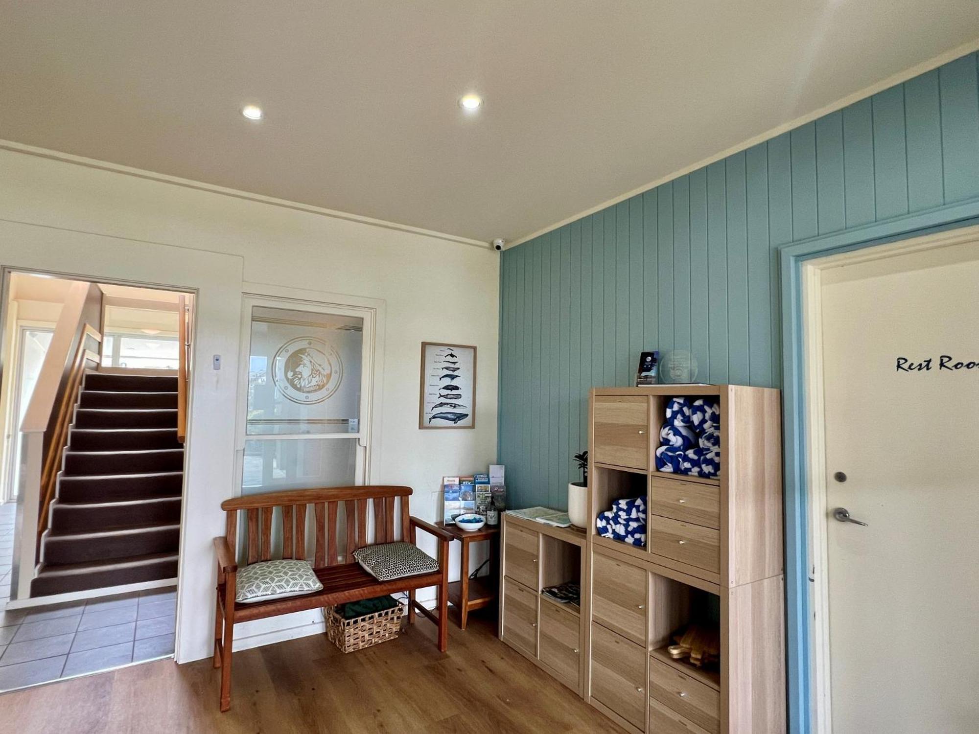 Hotel Captain's At The Bay 4*